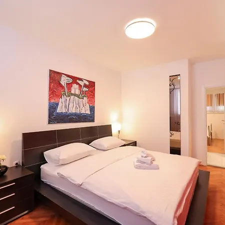 Two Bedroom Petra - Ae1600 *