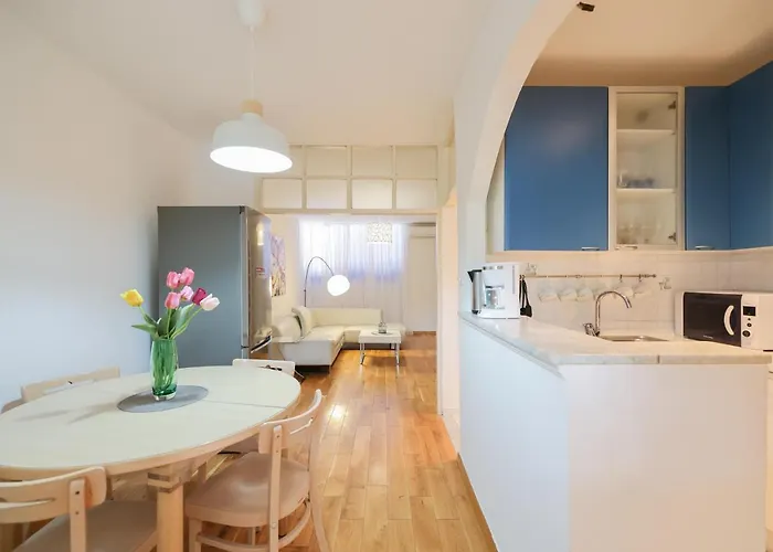 Two Bedroom Petra - Ae1600 *