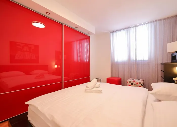 Two Bedroom Petra - Ae1600 *